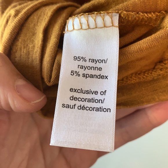 Flared sleeveless blouse - Picture 4 of 4